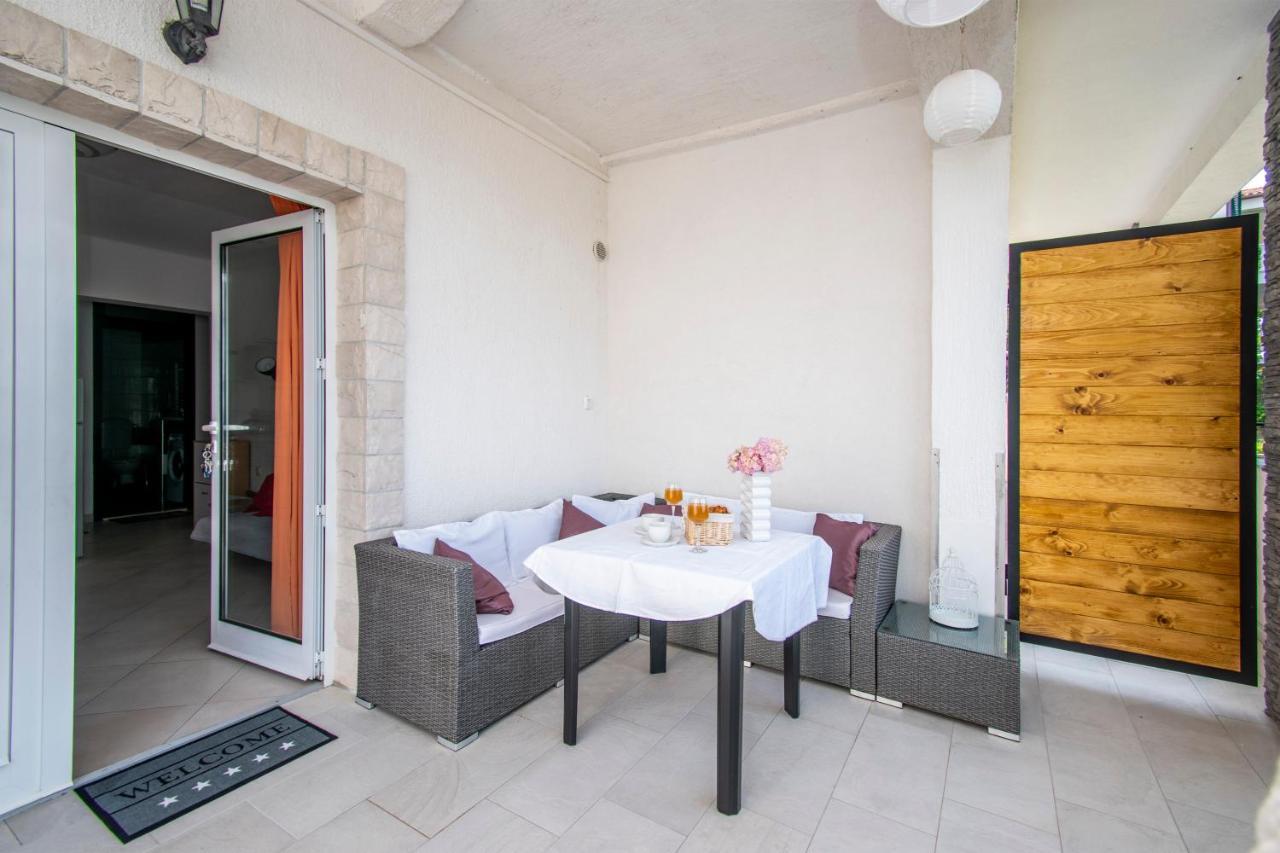 Apartments Alisa Brodarica  Zewnętrze zdjęcie